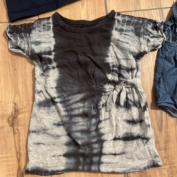 5 pieces 12 months - Picture 2 of 6